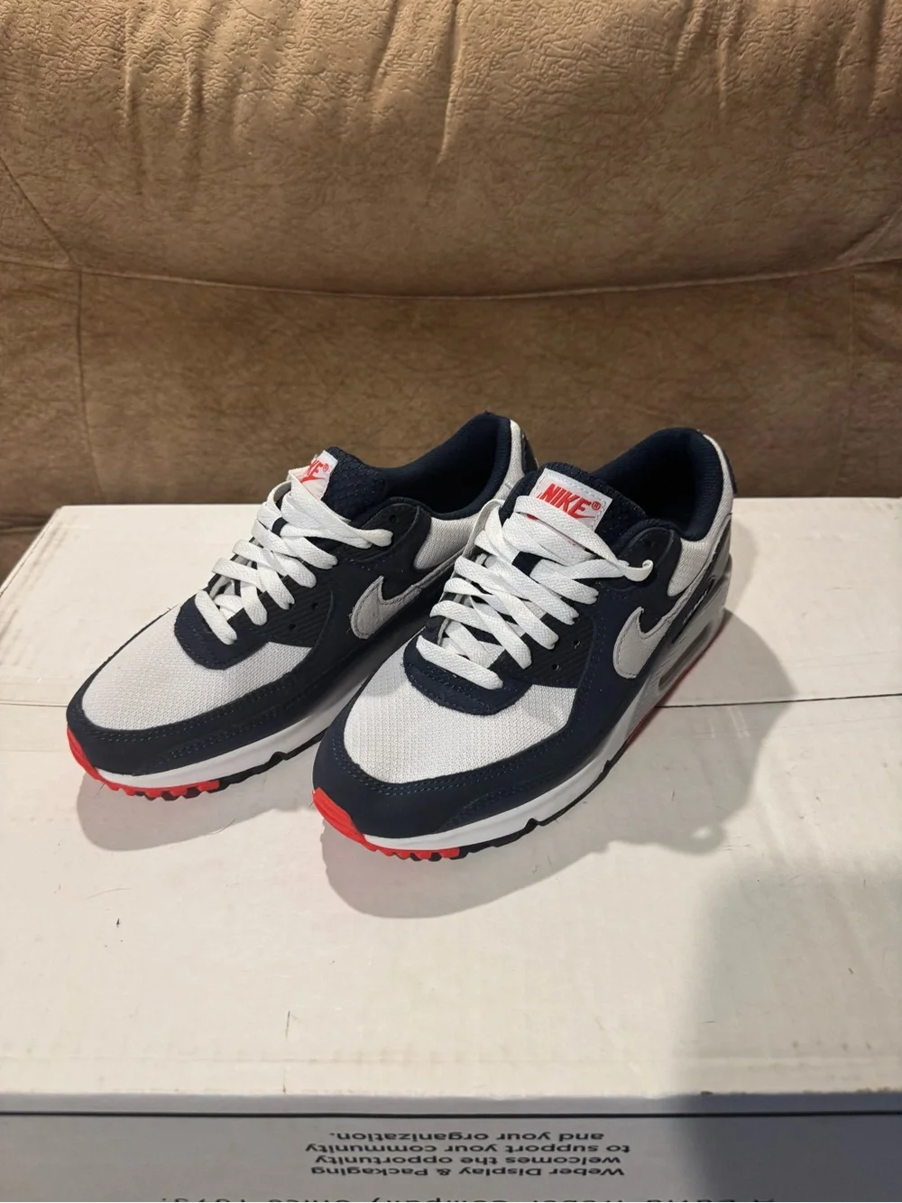Nike Kids air max 90 size 7.5 Sneakers in White, Navy & Red